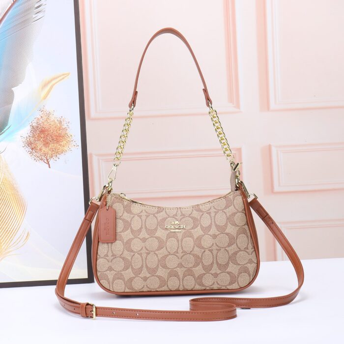 حقائب كوتش سوينغر طبق الأصل 1:1 CSB132 حقائب كوتش سوينغر طبق الأصل 1:1 CSB132