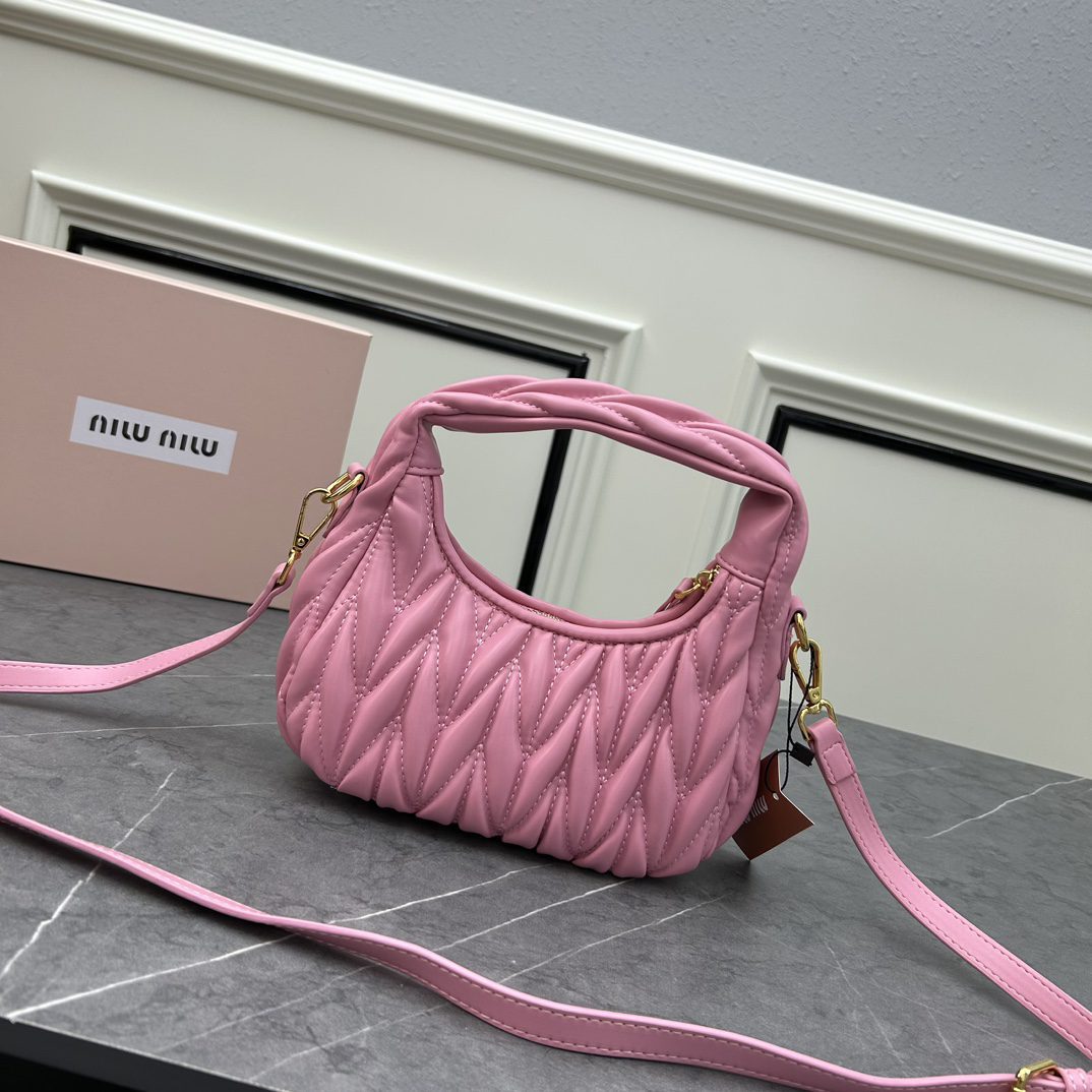 Replica 1:1 Replica Miu Miu Wander Bags MWB10